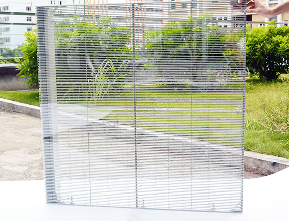 LED透明屏耗電量大嗎？教你如何評估費(fèi)用